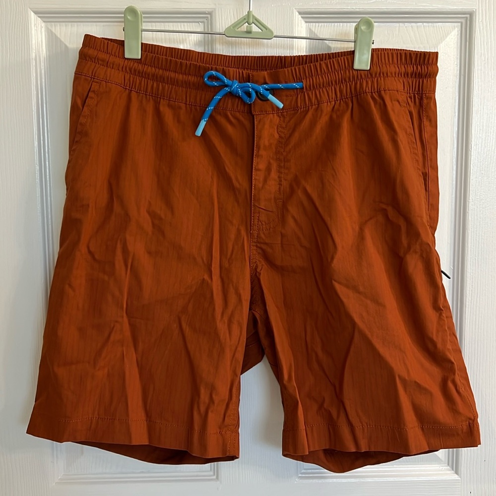 NWT Men’s Cotopaxi Shorts. Size M.